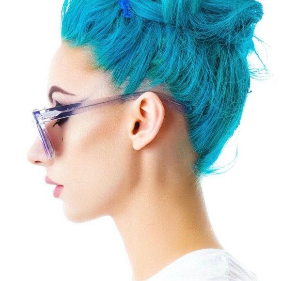 WILDFOX “Classic Fox 2" Metallic Blue Mirrored Tint Sunglasses – OS - Picture 9 of 9